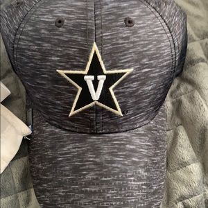 NEW Vanderbilt Commodores adjustable hat